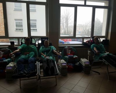 Uczniowie CKZ  honorowymi dawcami krwi
